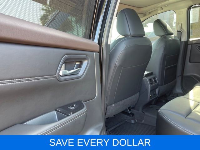 Used 2023 Nissan Rogue SL w/ SL Premium Package FWD image 24