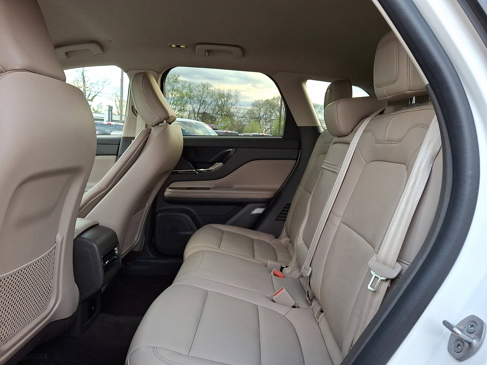 Certified 2024 Lincoln Corsair FWD image 10