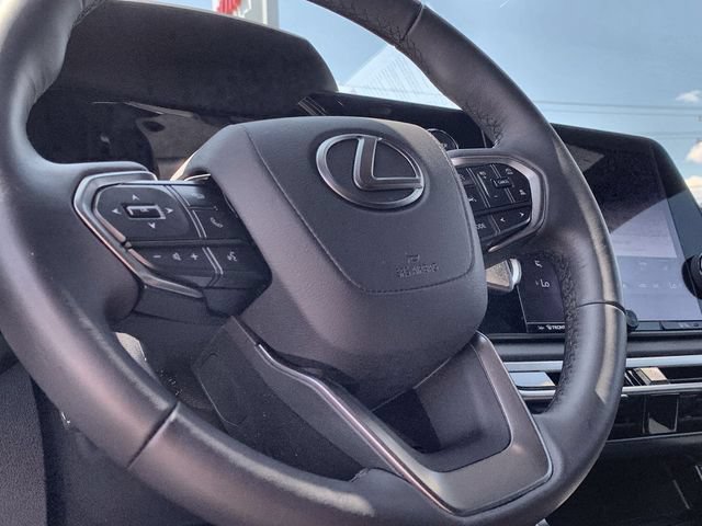 Used 2024 Lexus RX 350h AWD/4WD image 19