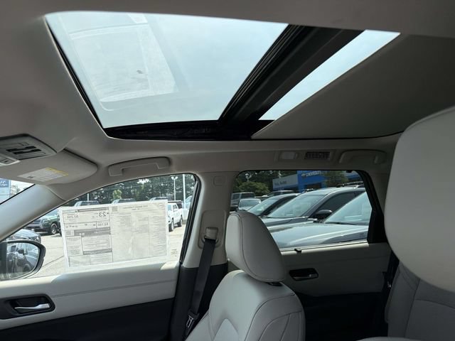 New 2026 Nissan Pathfinder SL w/ SL Premium Package (P04) AWD/4WD image 17