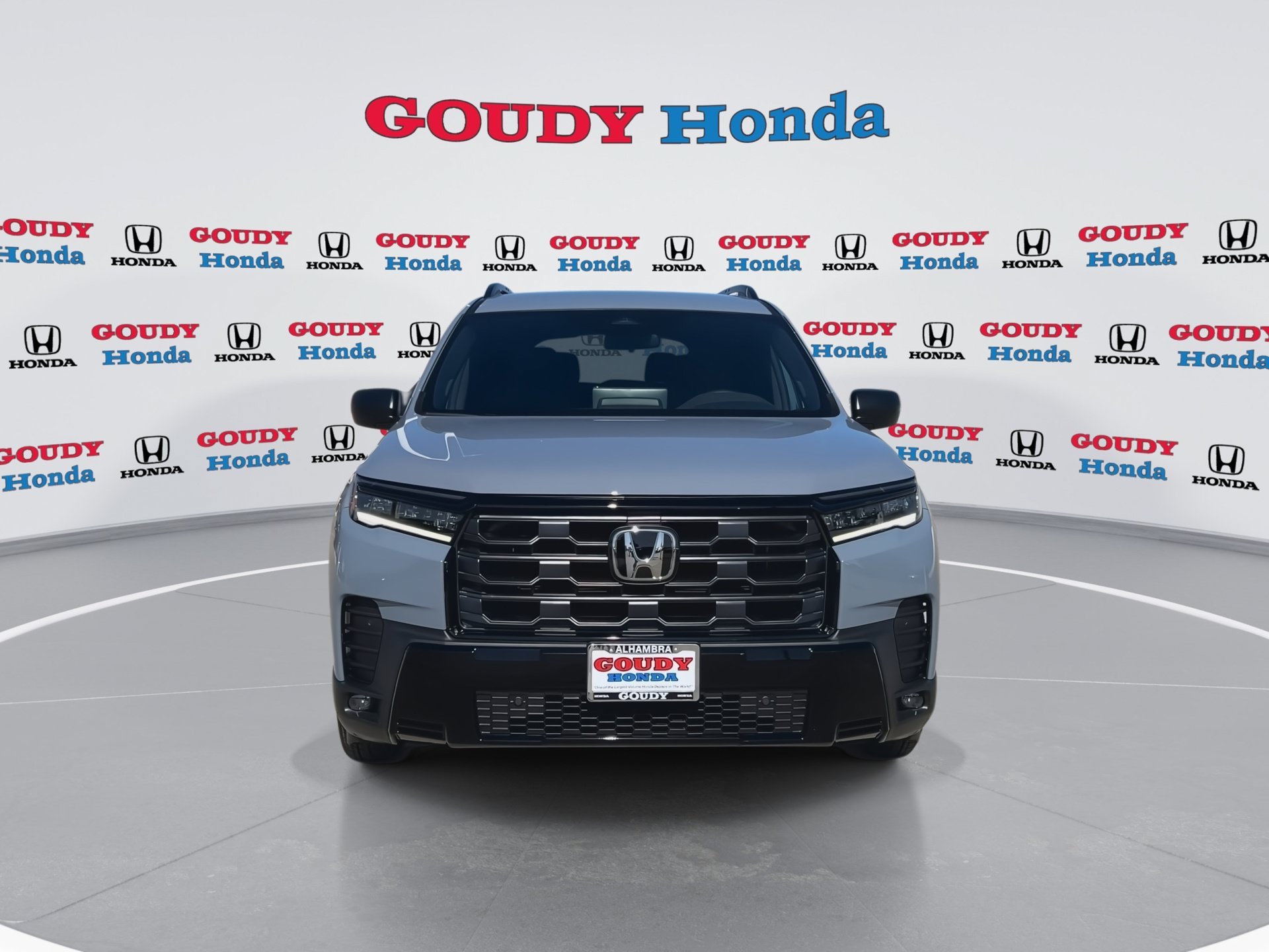 New 2026 Honda Pilot Sport image 3