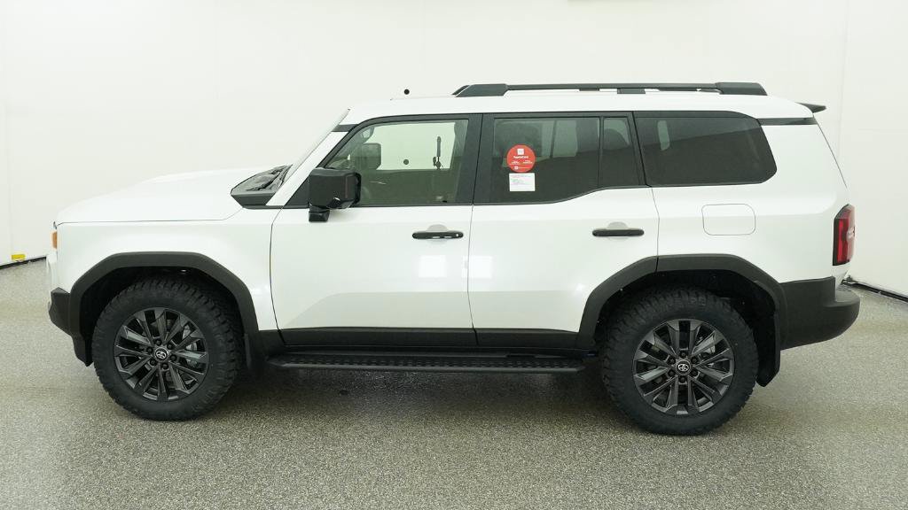 New 2027 Toyota XLT RWD image 6