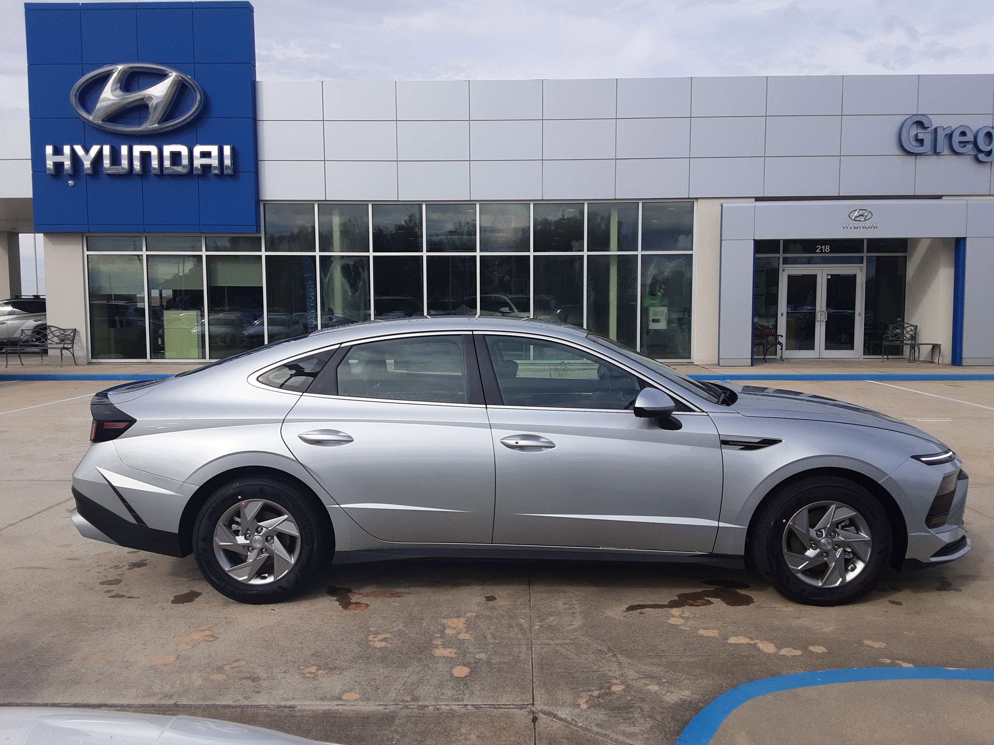 New 2026 Hyundai Sonata SE FWD image 8
