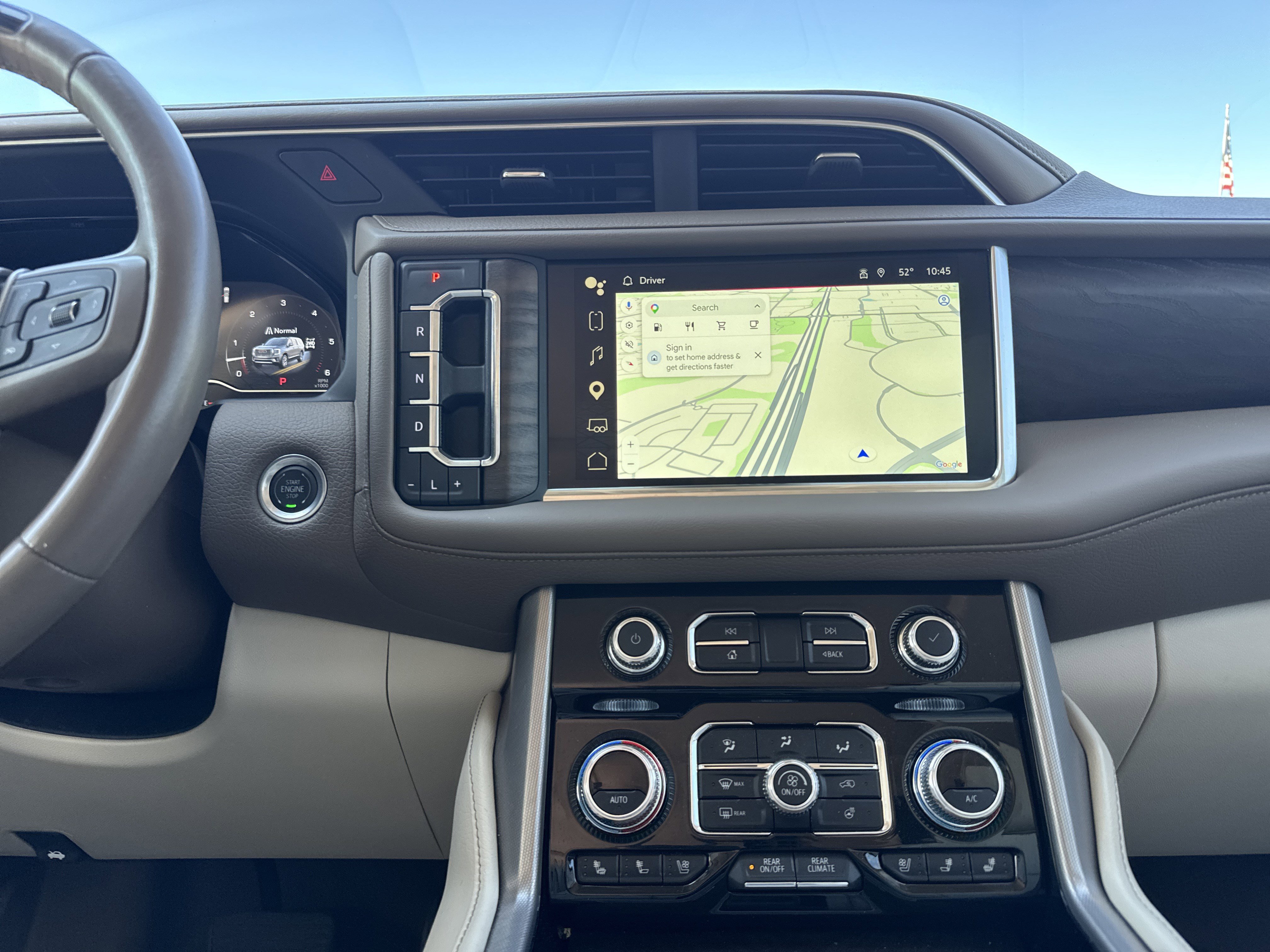 Used 2024 GMC Yukon XL Denali w/ Advanced Technology Package AWD/4WD image 33