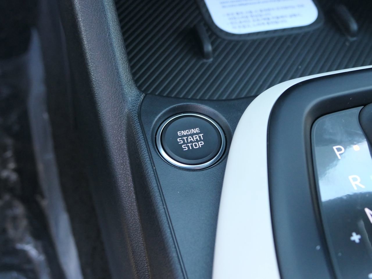 New 2025 Kia K4 GT-Line w/ GT-Line Sunroof Package image 17