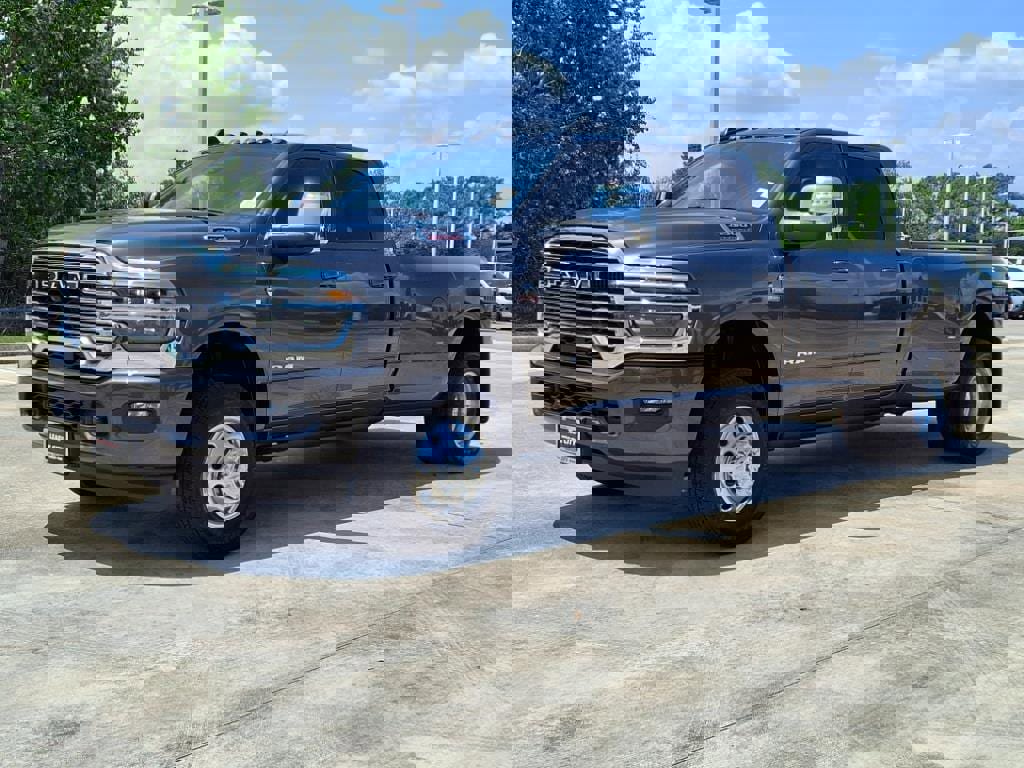 New 2026 RAM 3500 Laramie image 4