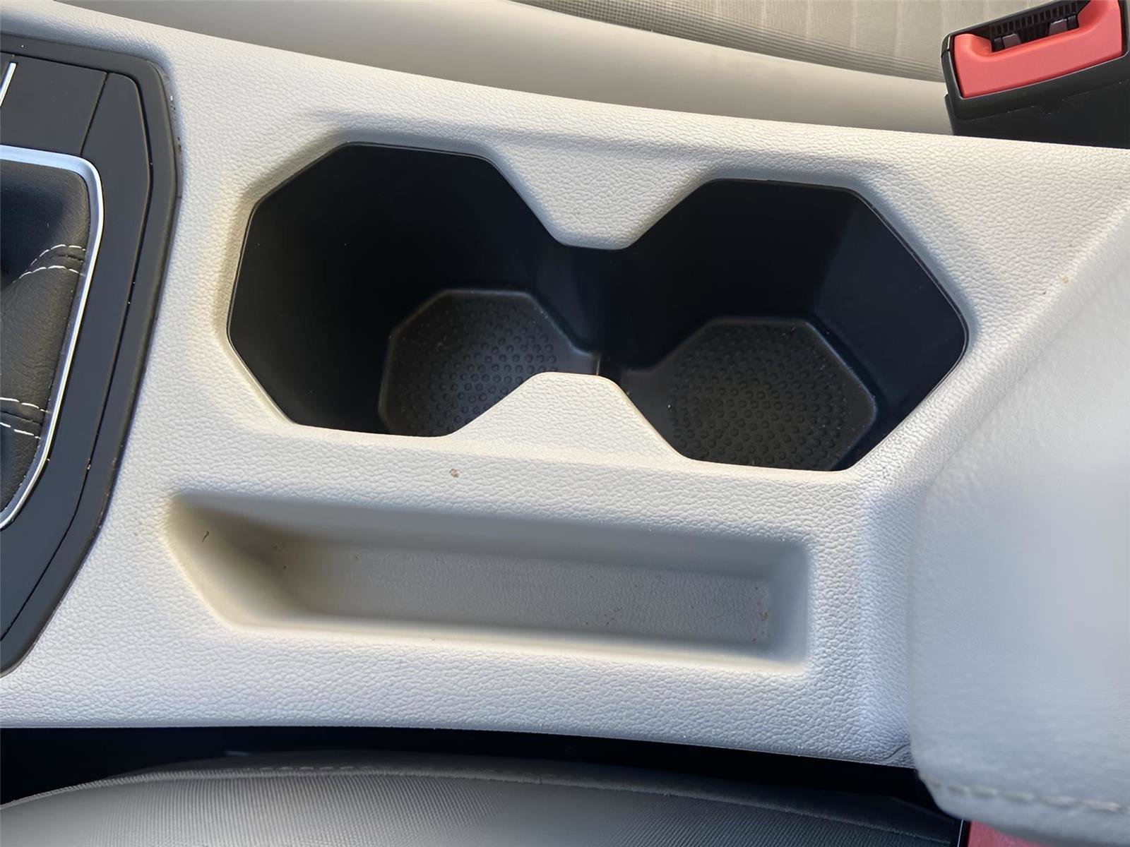 Used 2025 Volkswagen Jetta S image 31