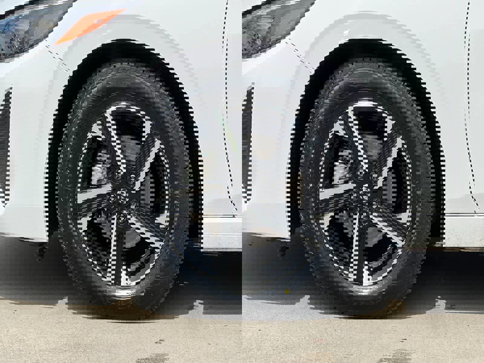 Used 2025 Nissan Sentra SV image 26