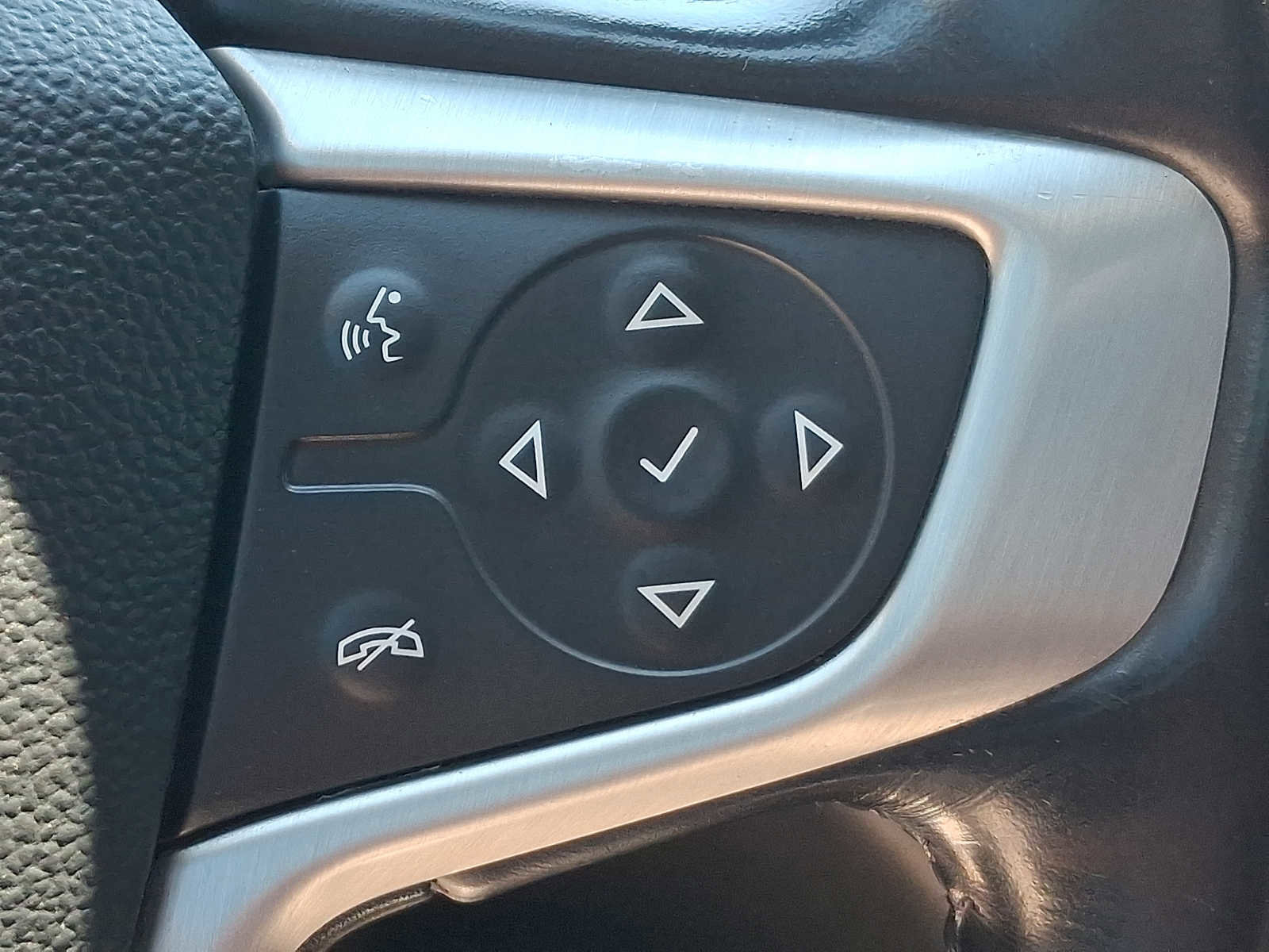 Used 2021 GMC Acadia SLT w/ Elevation Edition FWD image 26