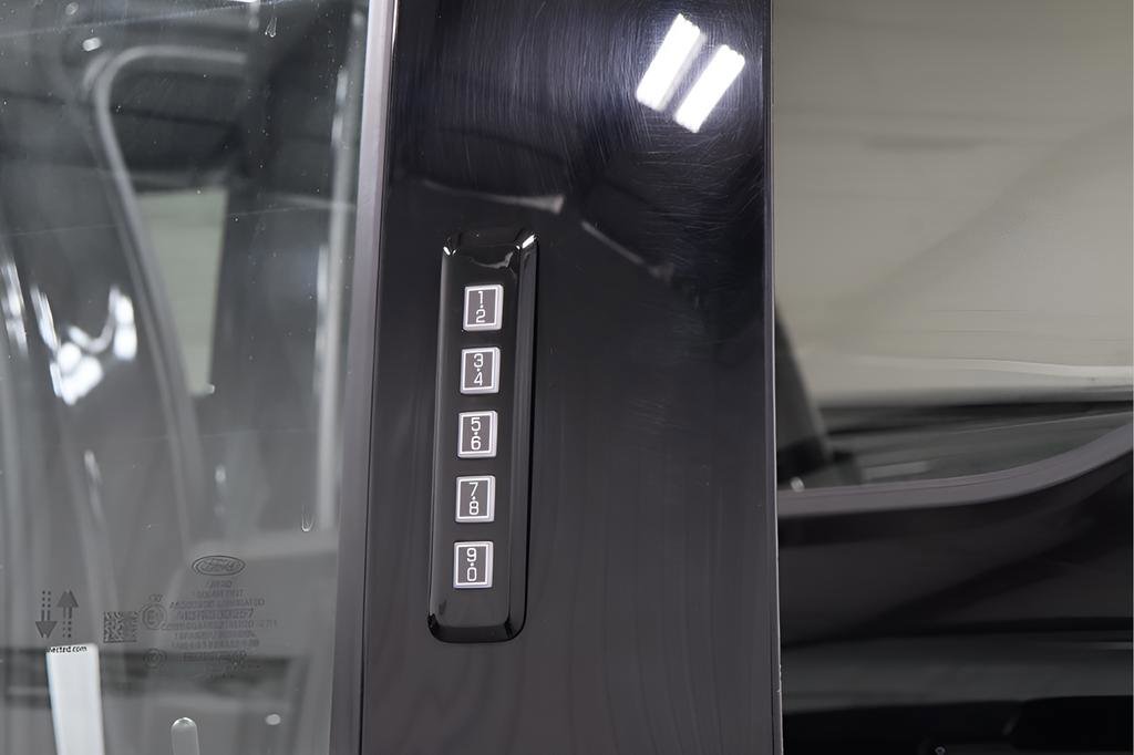 Used 2022 Ford F150 XLT w/ Equipment Group 301A Mid image 35