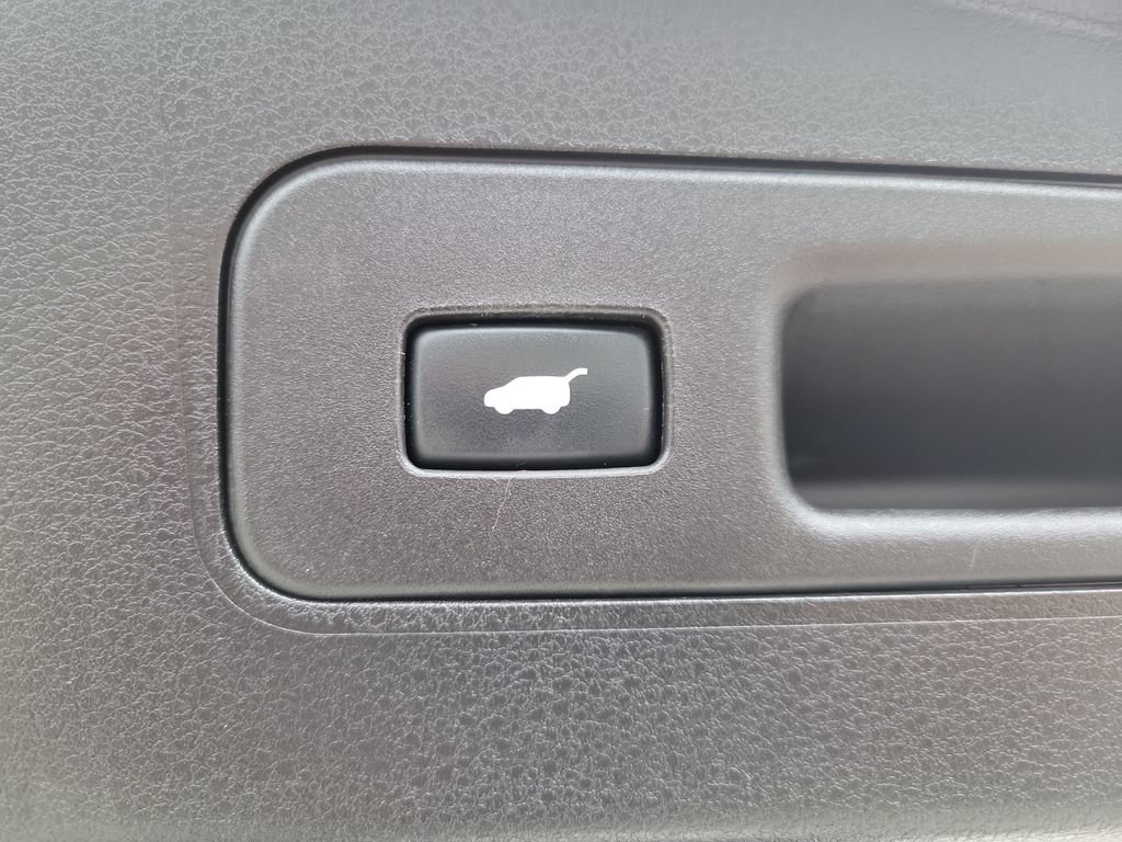 Used 2020 Acura MDX w/ Technology Package AWD/4WD image 13