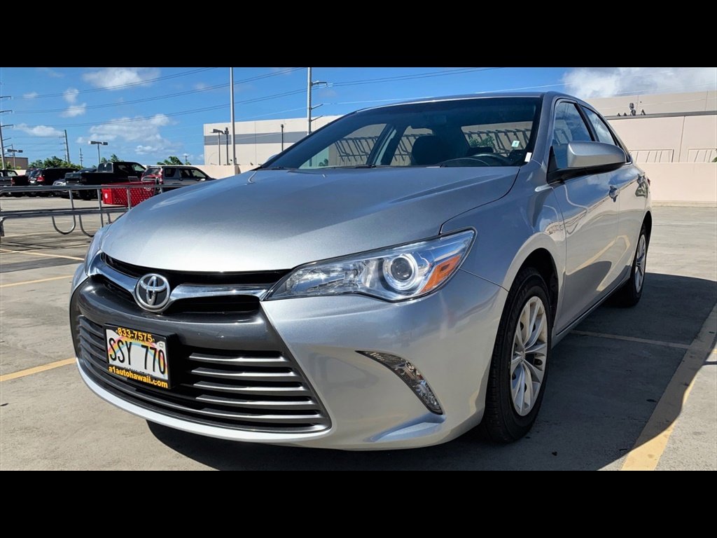 Used 2016 Toyota Camry LE