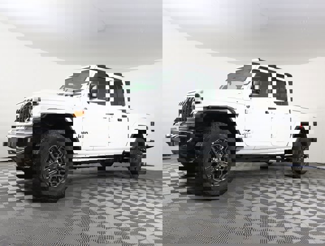 New 2025 Jeep Gladiator Sport