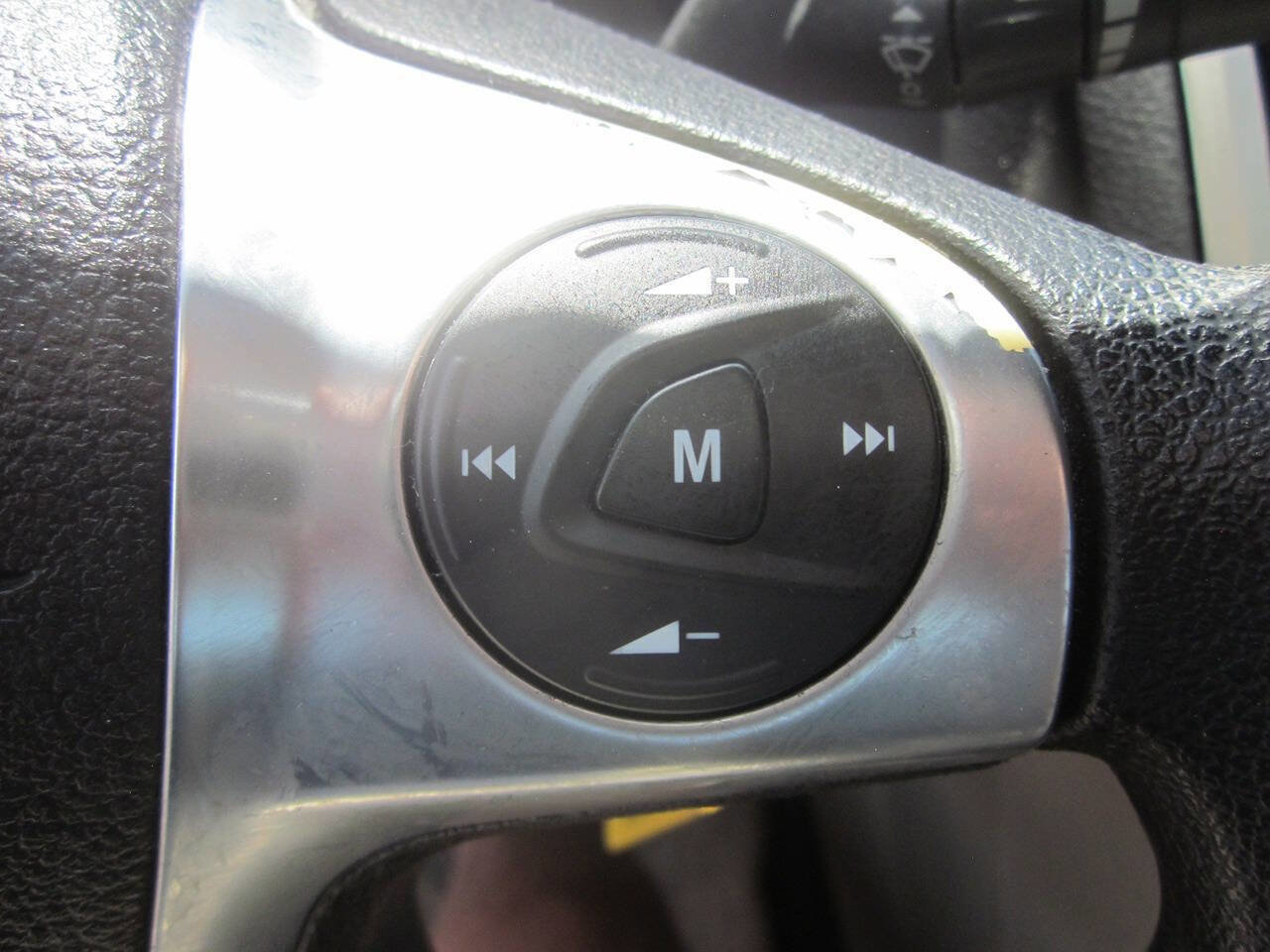 Used 2012 Ford Focus SE FWD image 24