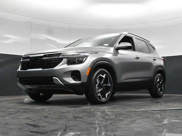 Used 2025 Kia Seltos S FWD image 58