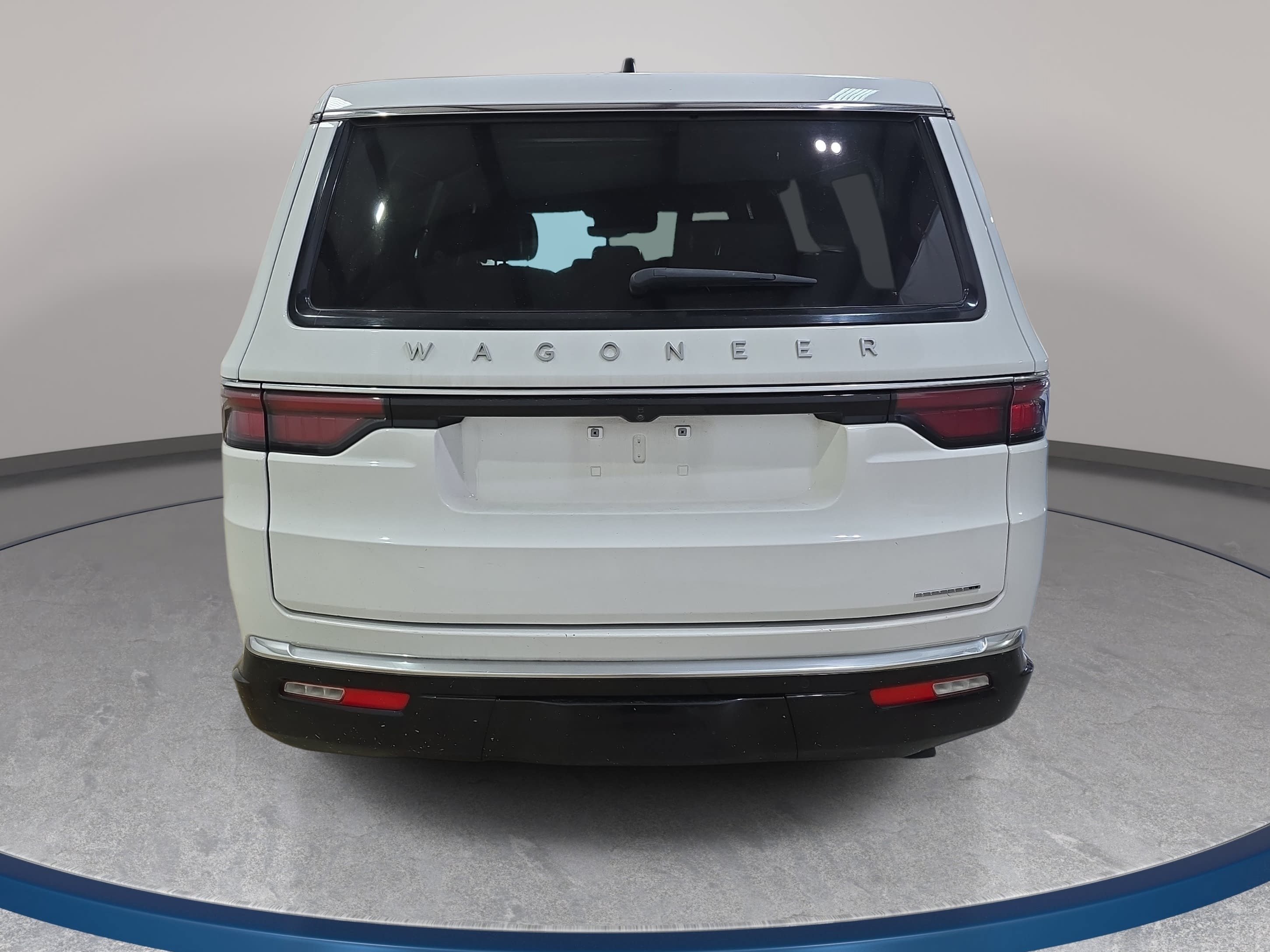 Used 2024 Jeep Wagoneer L Series II w/ Flexible Seating Group AWD/4WD image 7