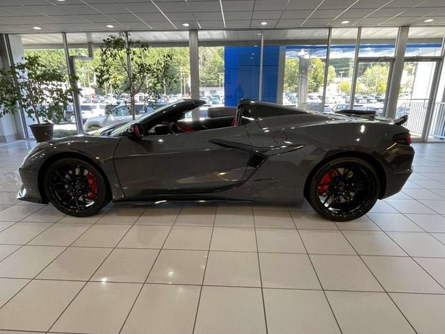 New 2027 Chevrolet Corvette Z06 w/ Stealth Interior Trim Package RWD image 2