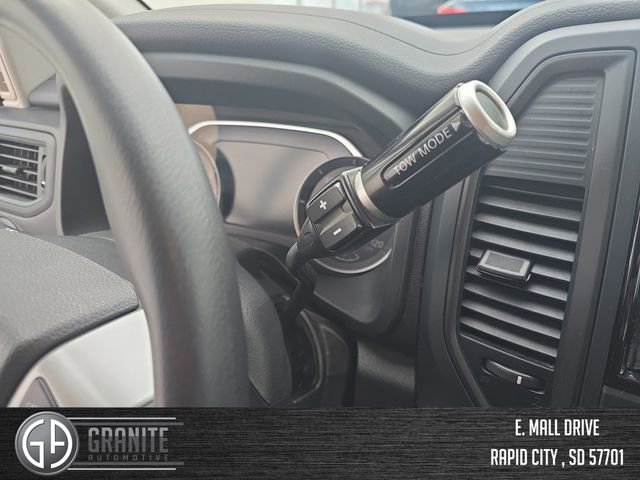 Used 2023 Nissan Titan S image 23