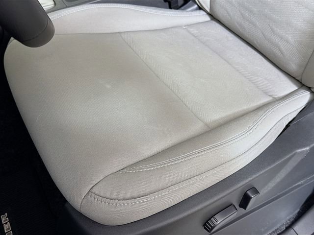 Certified 2024 Nissan Frontier SV w/ SV Convenience Package image 21