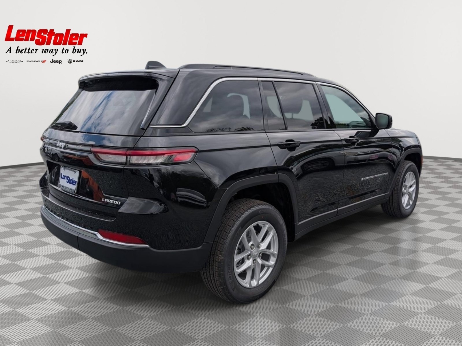 New 2026 Jeep Grand Cherokee Laredo AWD/4WD image 3