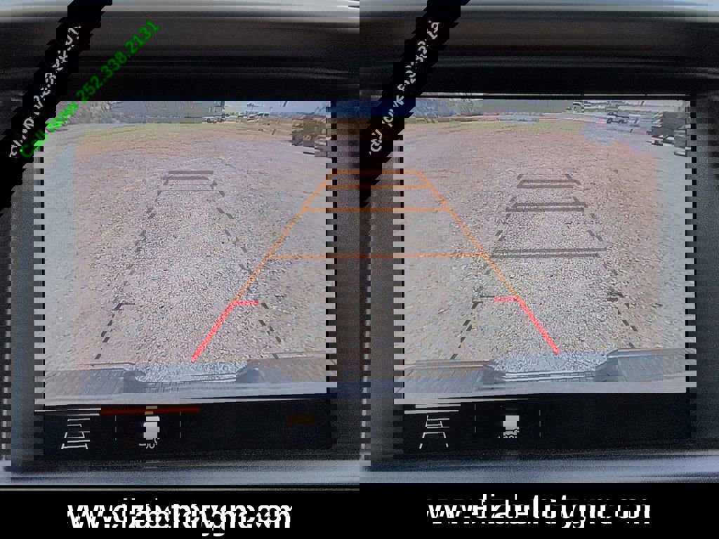 Used 2020 Chevrolet Colorado LT w/ Colorado RST Special Edition image 28