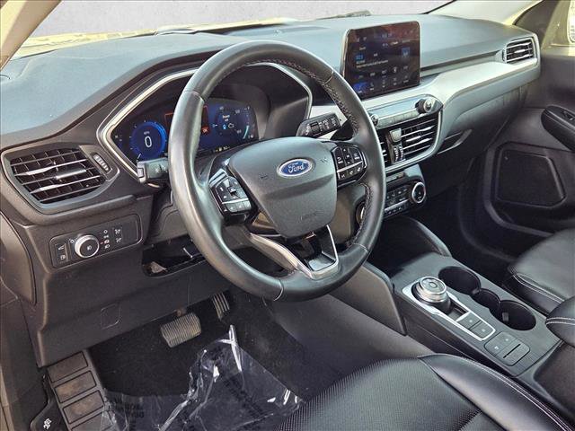 Used 2022 Ford Escape SEL w/ Technology Package image 10
