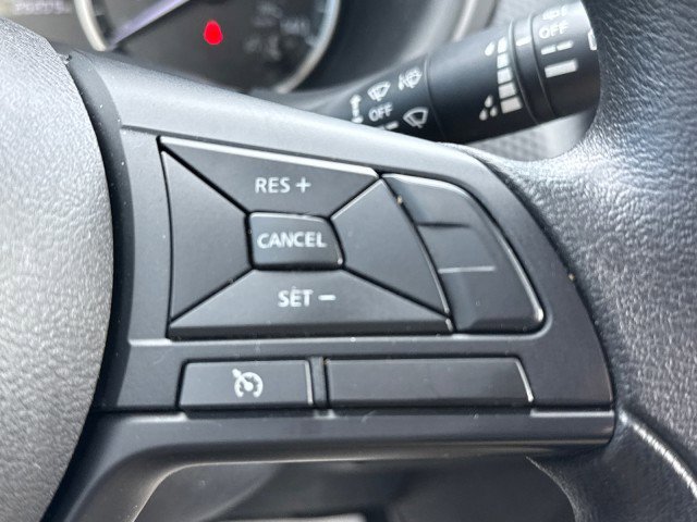 Used 2024 Nissan Kicks S image 17