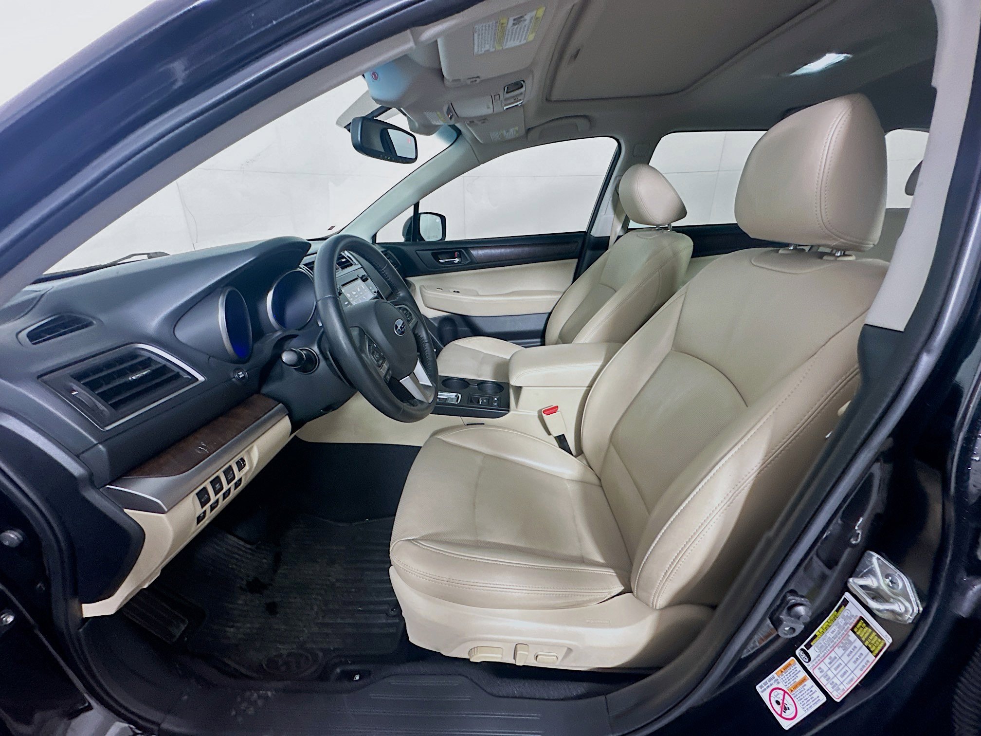 Used 2015 Subaru Outback 2.5i Limited AWD/4WD image 13