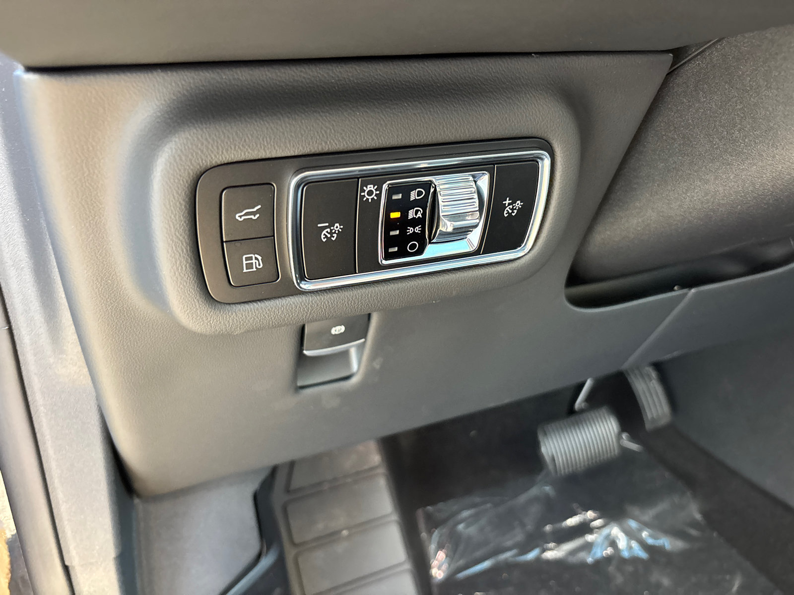 New 2026 Lincoln Nautilus Reserve w/ Jet Appearance Package AWD/4WD image 14