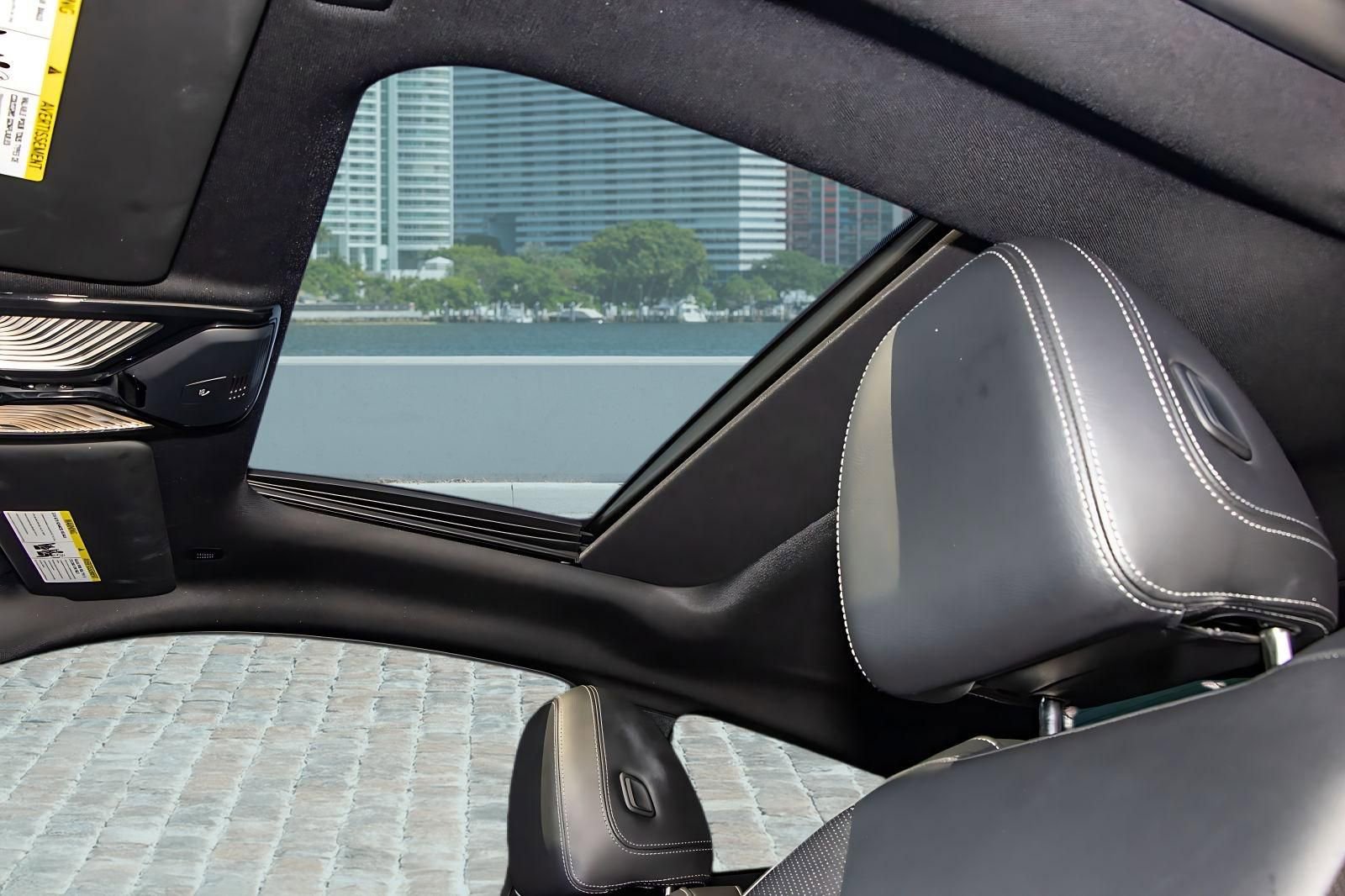 Used 2022 BMW M440i Coupe w/ Premium Package image 14