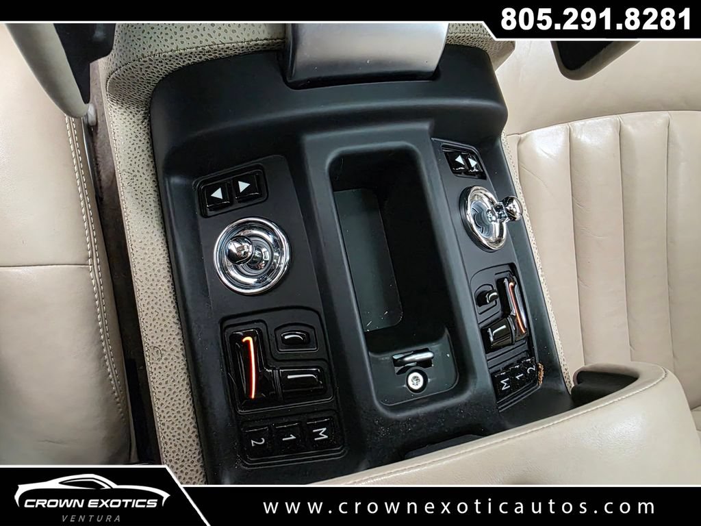 Used 2006 Rolls-Royce Phantom Sedan RWD image 29