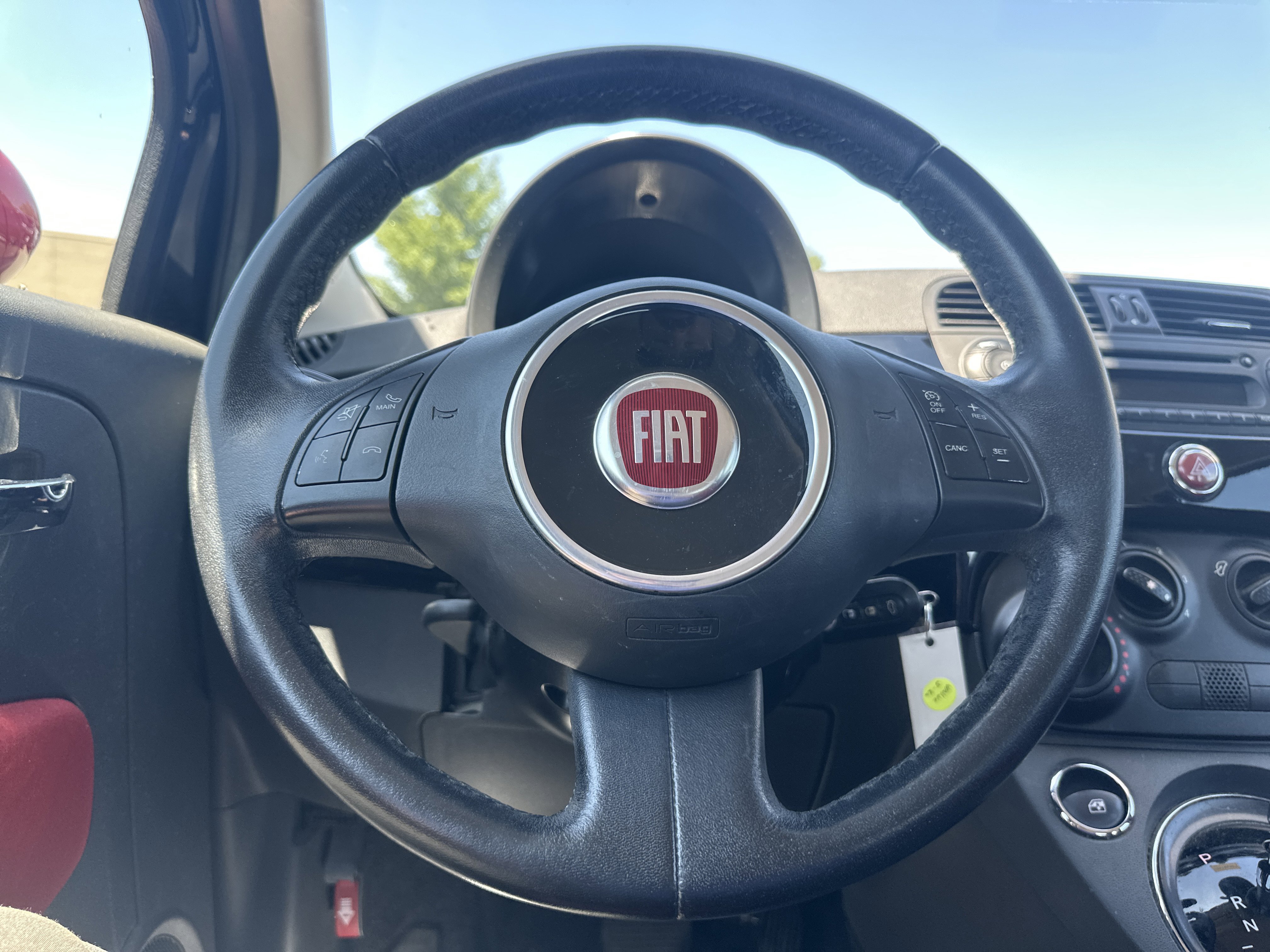 Used 2015 FIAT 500 Pop FWD image 18