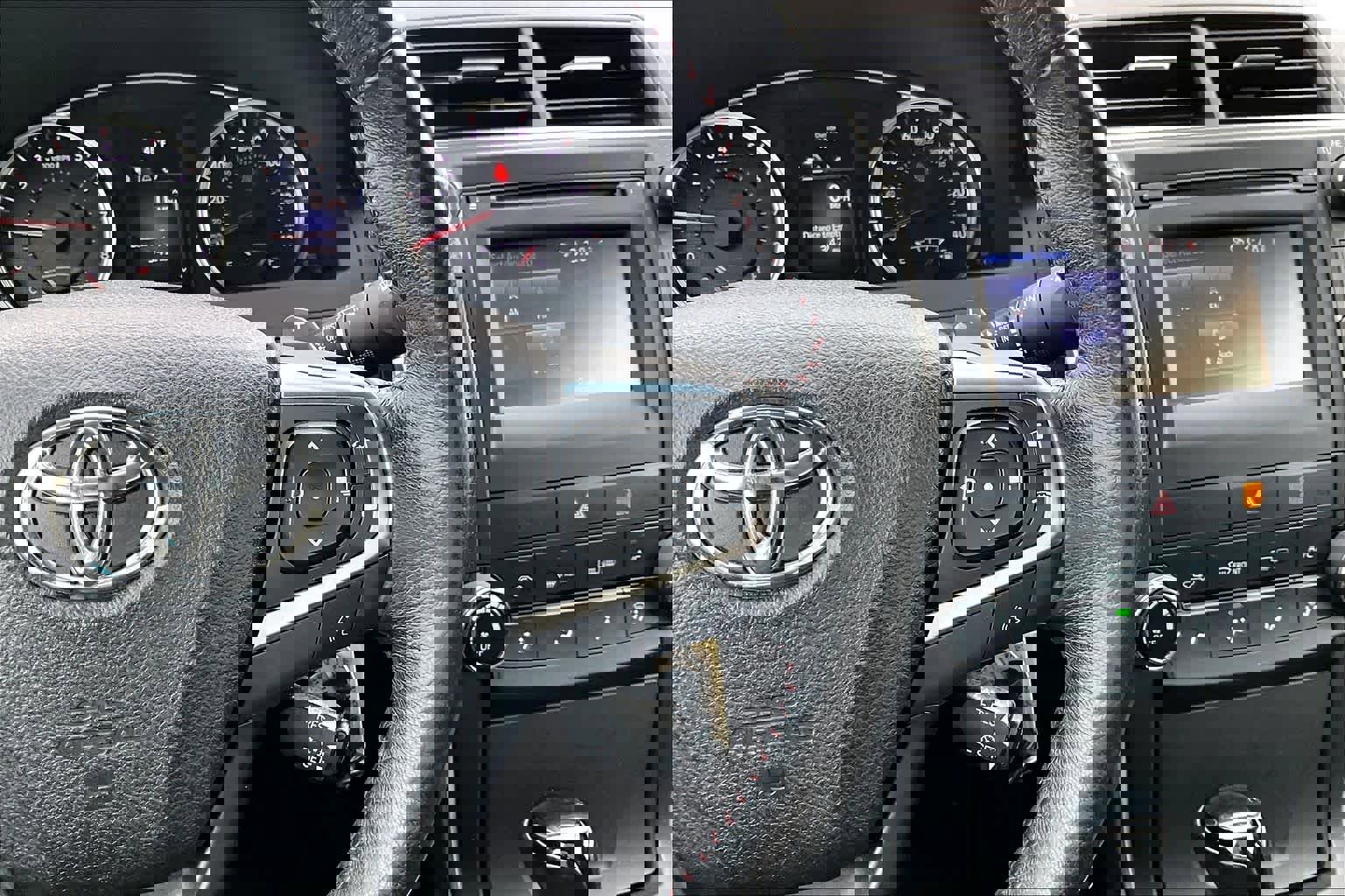 Used 2017 Toyota Camry SE image 23