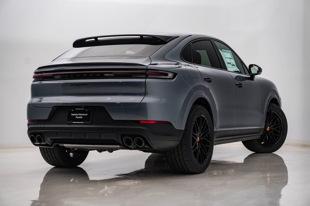 New 2026 Porsche Cayenne Coupe AWD/4WD image 11