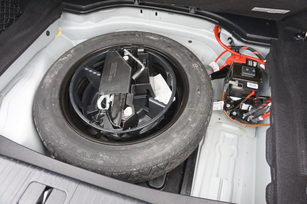 Used 2015 Mercedes-Benz E 350 Sedan image 23
