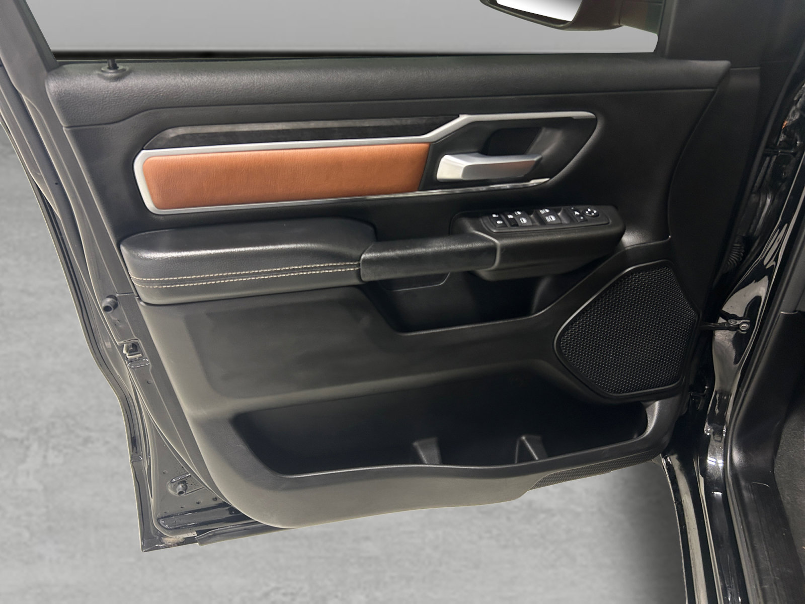 Used 2023 RAM 1500 Lone Star RWD image 9