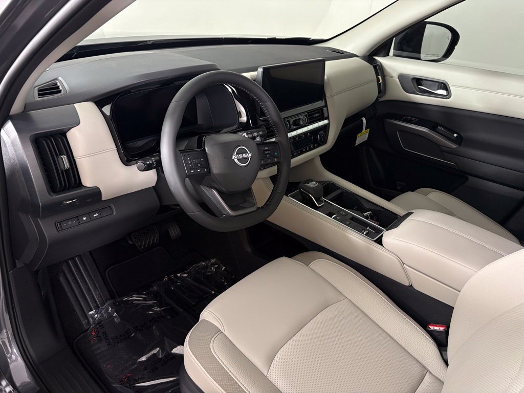 New 2026 Nissan Pathfinder SL FWD image 17