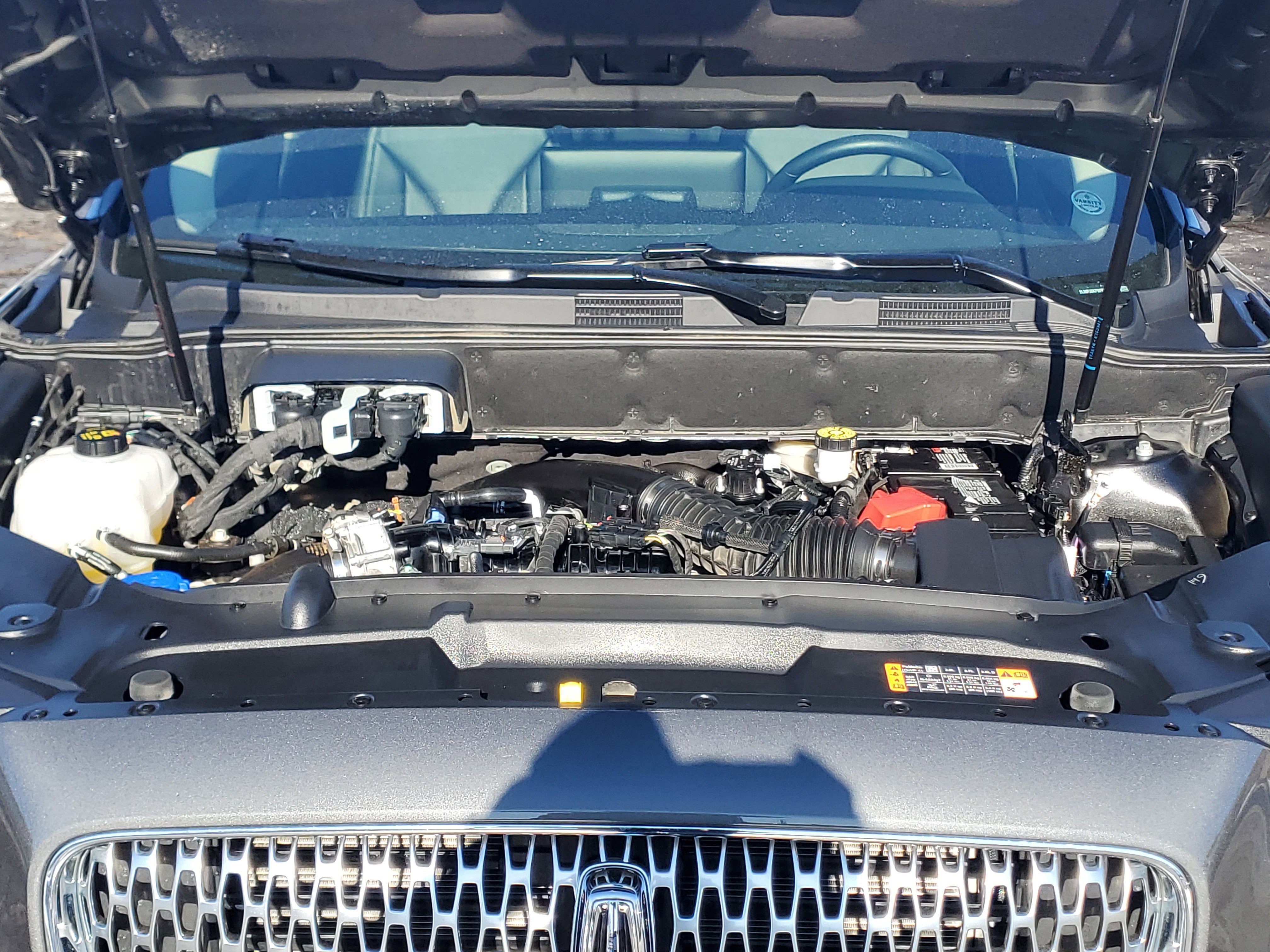 Certified 2023 Lincoln Nautilus Reserve w/ Equipment Group 201A image 8