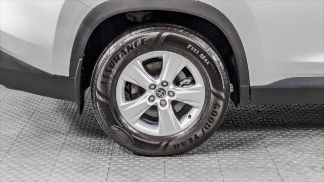Used 2025 Toyota Grand Highlander FWD image 34