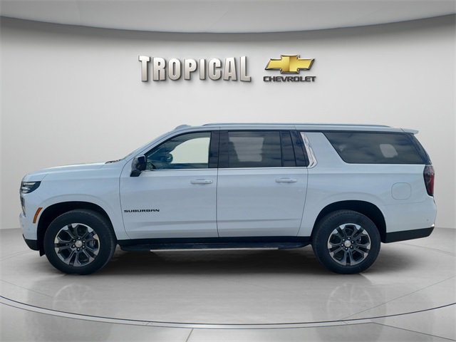 New 2026 Chevrolet Suburban LS image 2