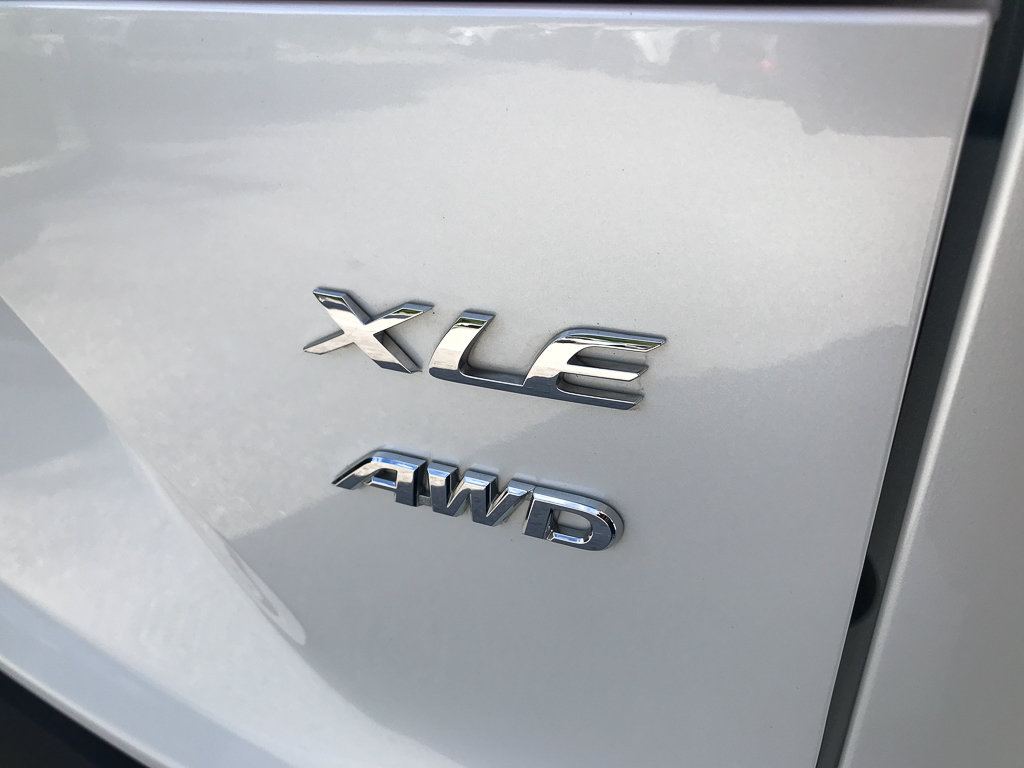 Certified 2024 Toyota Corolla Cross XLE w/ Convenience Package AWD/4WD image 10