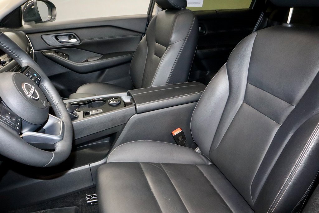 Certified 2024 Nissan Rogue SL w/ SL Premium Package image 26