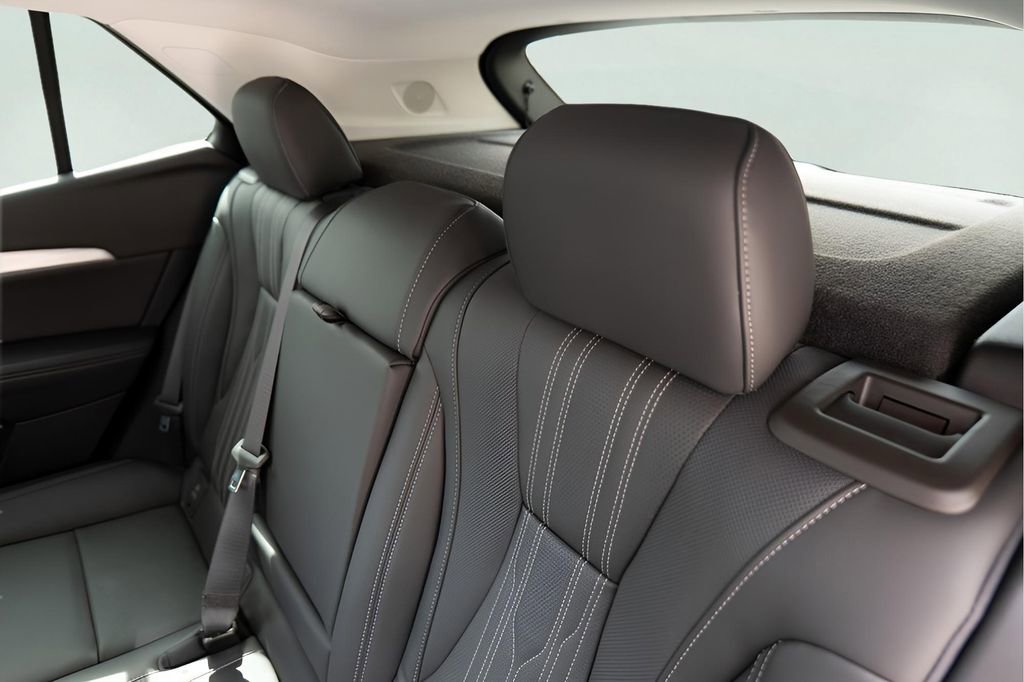New 2026 Buick Envision Avenir image 24
