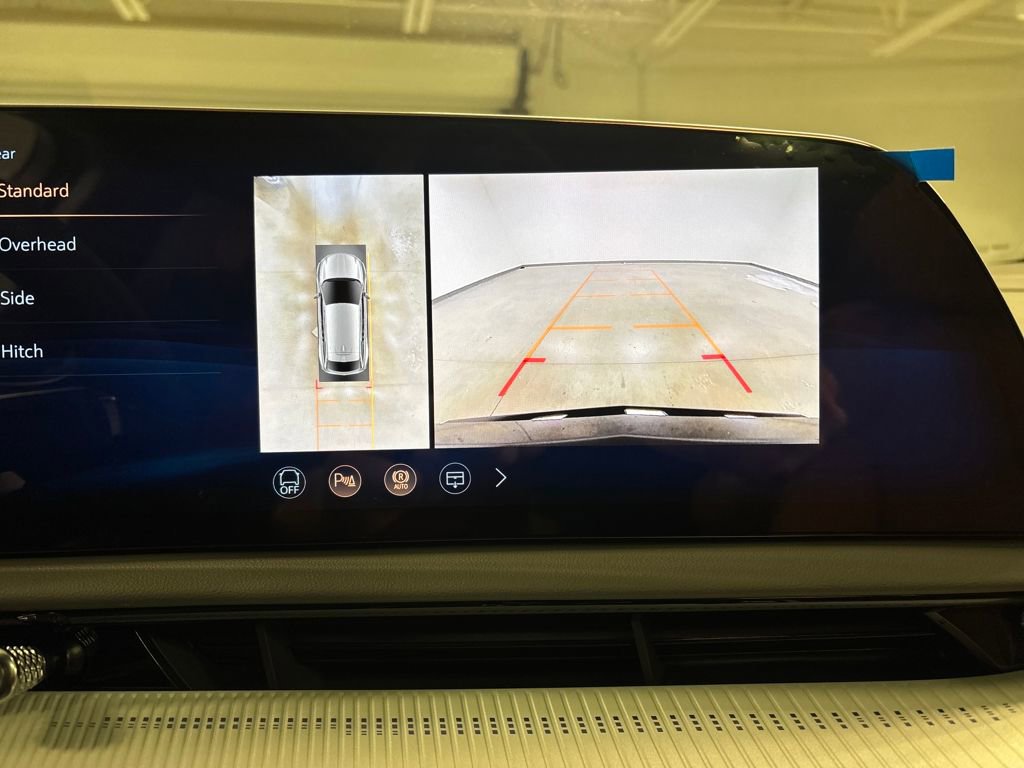 New 2026 Cadillac Optiq Luxury 2 w/ LPO, Floor Liner Package image 41