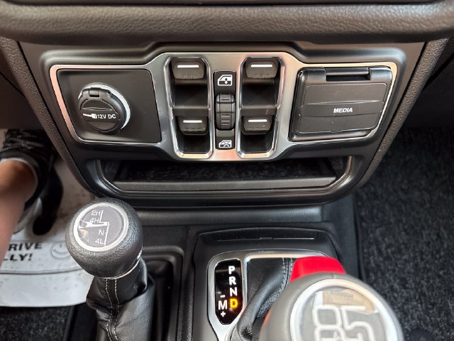 New 2026 Jeep Gladiator Sport AWD/4WD image 19