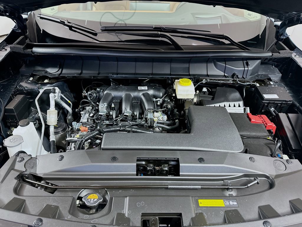 New 2026 Nissan Pathfinder Platinum AWD/4WD image 8