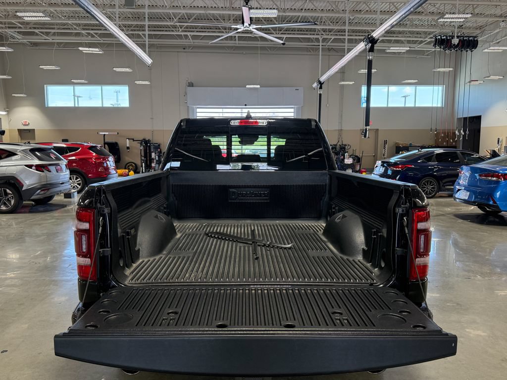 Used 2023 RAM 1500 Laramie AWD/4WD image 8