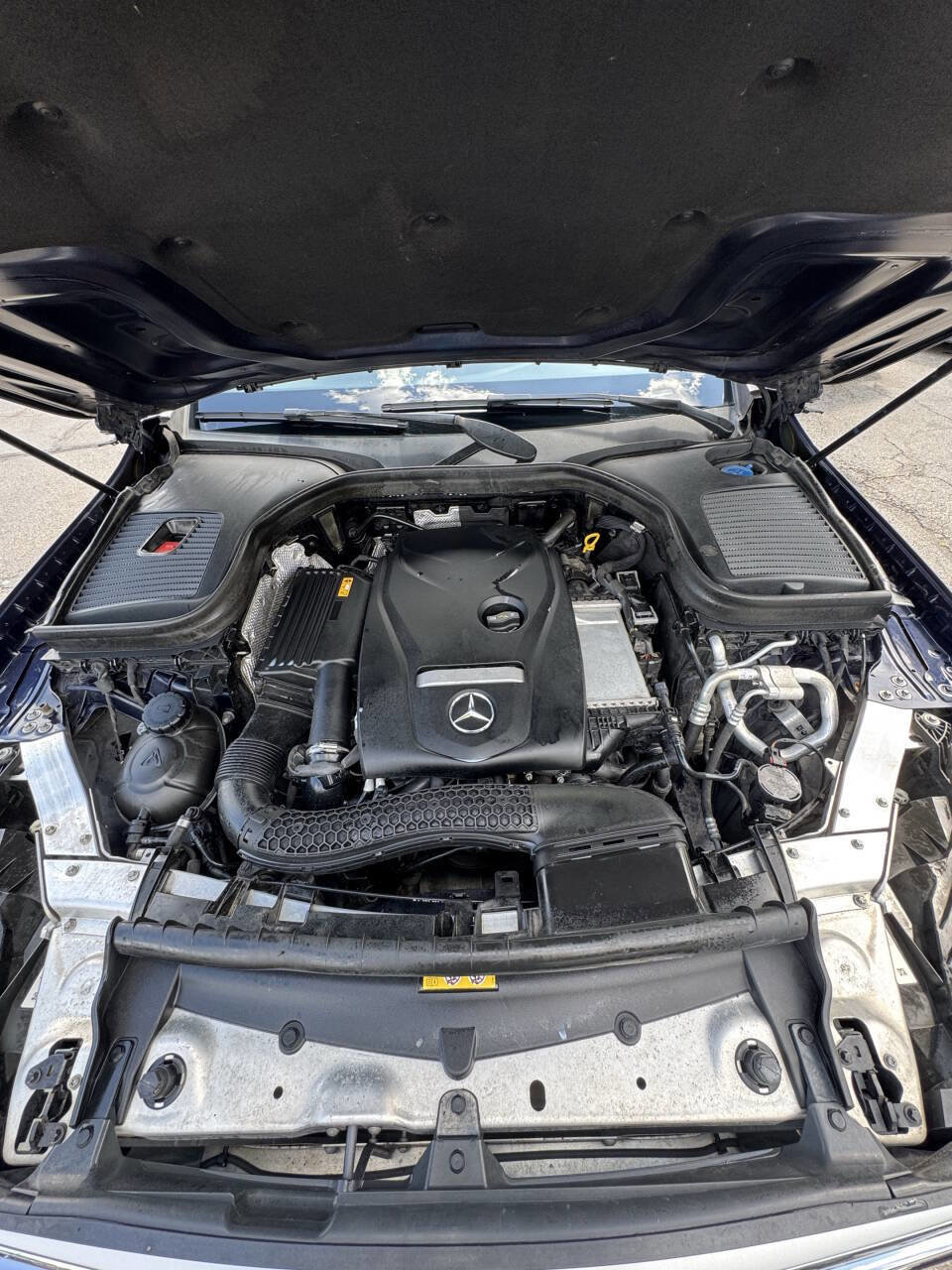 Used 2019 Mercedes-Benz GLC 300 4MATIC image 21