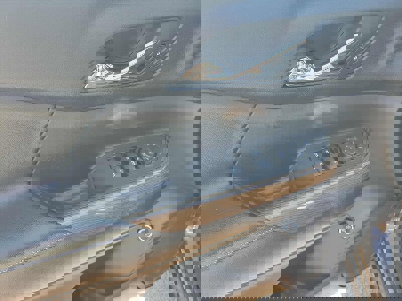 Used 2017 GMC Acadia SLE image 10