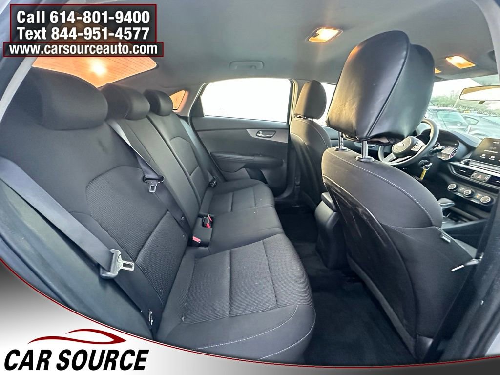 Used 2021 Kia Forte LXS FWD image 22